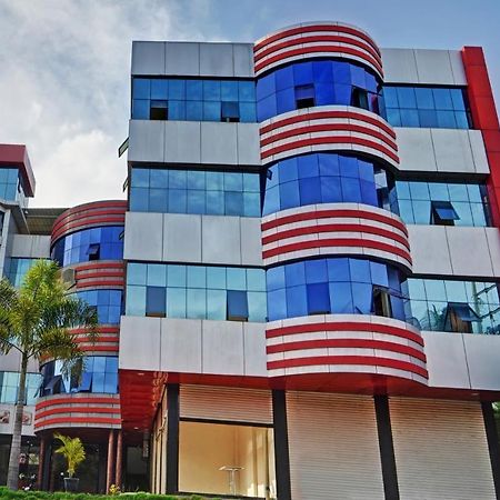 Itsy By Treebo - Sparrows Suite & Resorts With Mountain View Kattappana Exterior photo